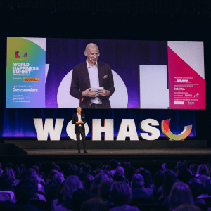 Alberto Stage 001-min