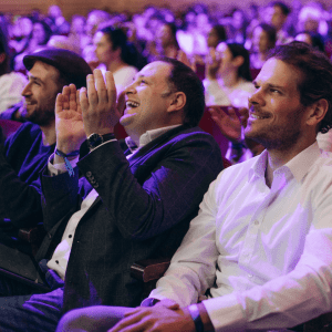 HAPPY PEOPLE 006-min