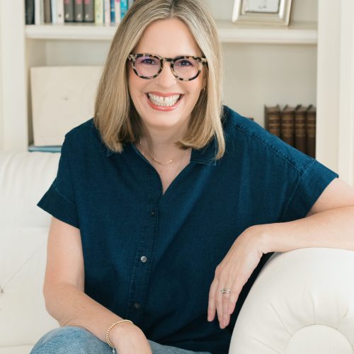 Elizabeth Craft Headshot